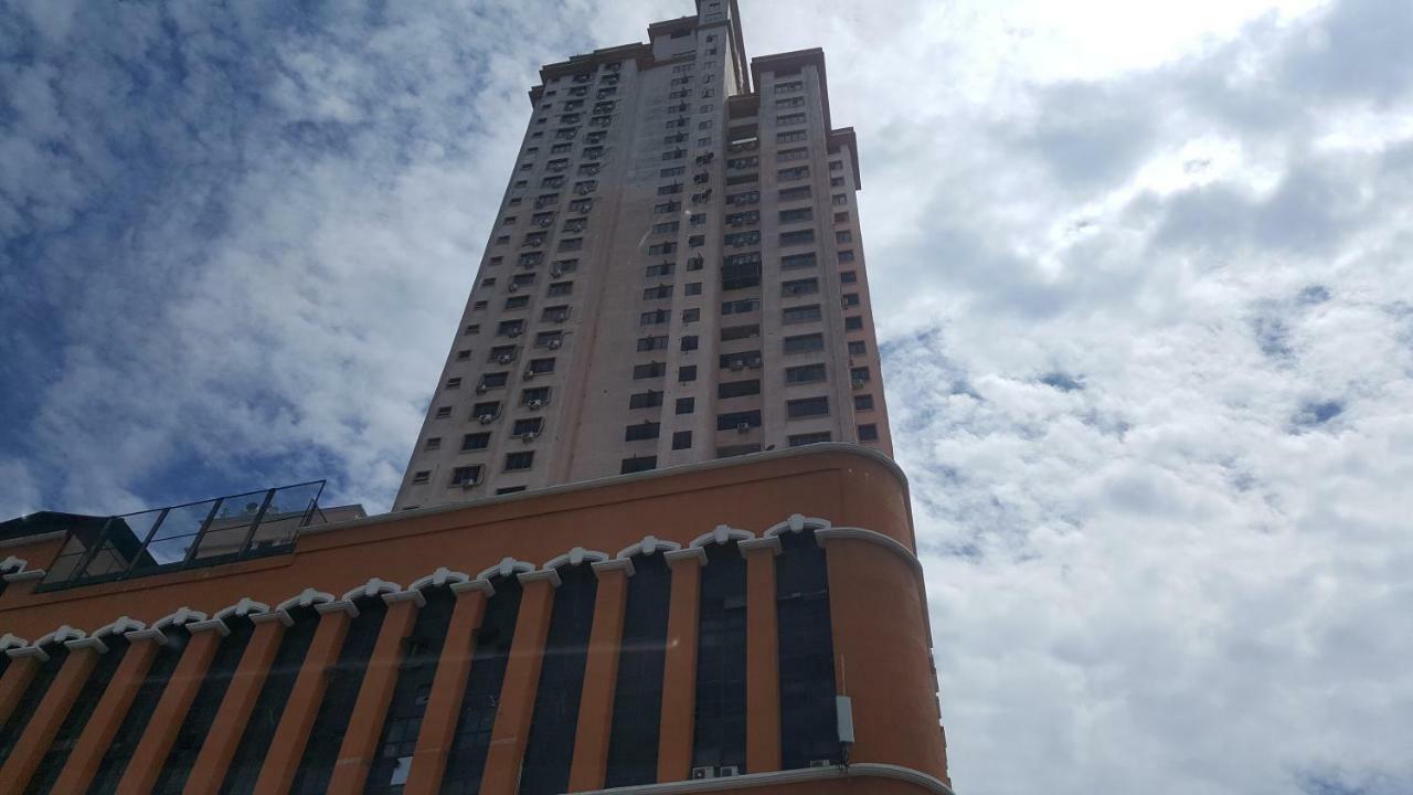 Cmk Apartmen Mutiara Tower 3 Bedroom Kota Bharu#Netflix Екстер'єр фото